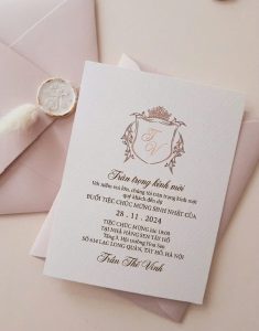 Bộ sưu tập Thư Mời Lễ Tốt Nghiệp màu hồng
